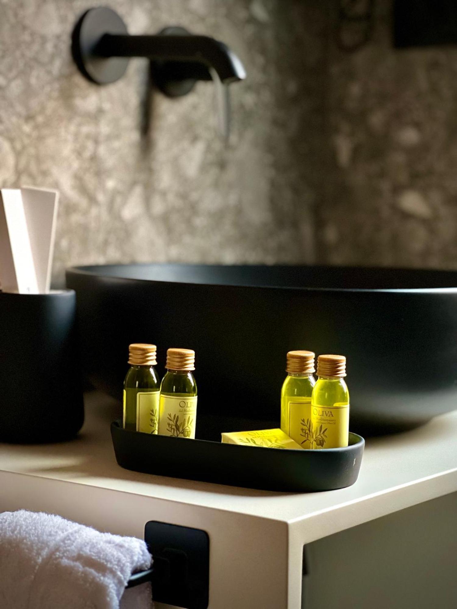 Rex Hotel Boutique Tirana Bagian luar foto