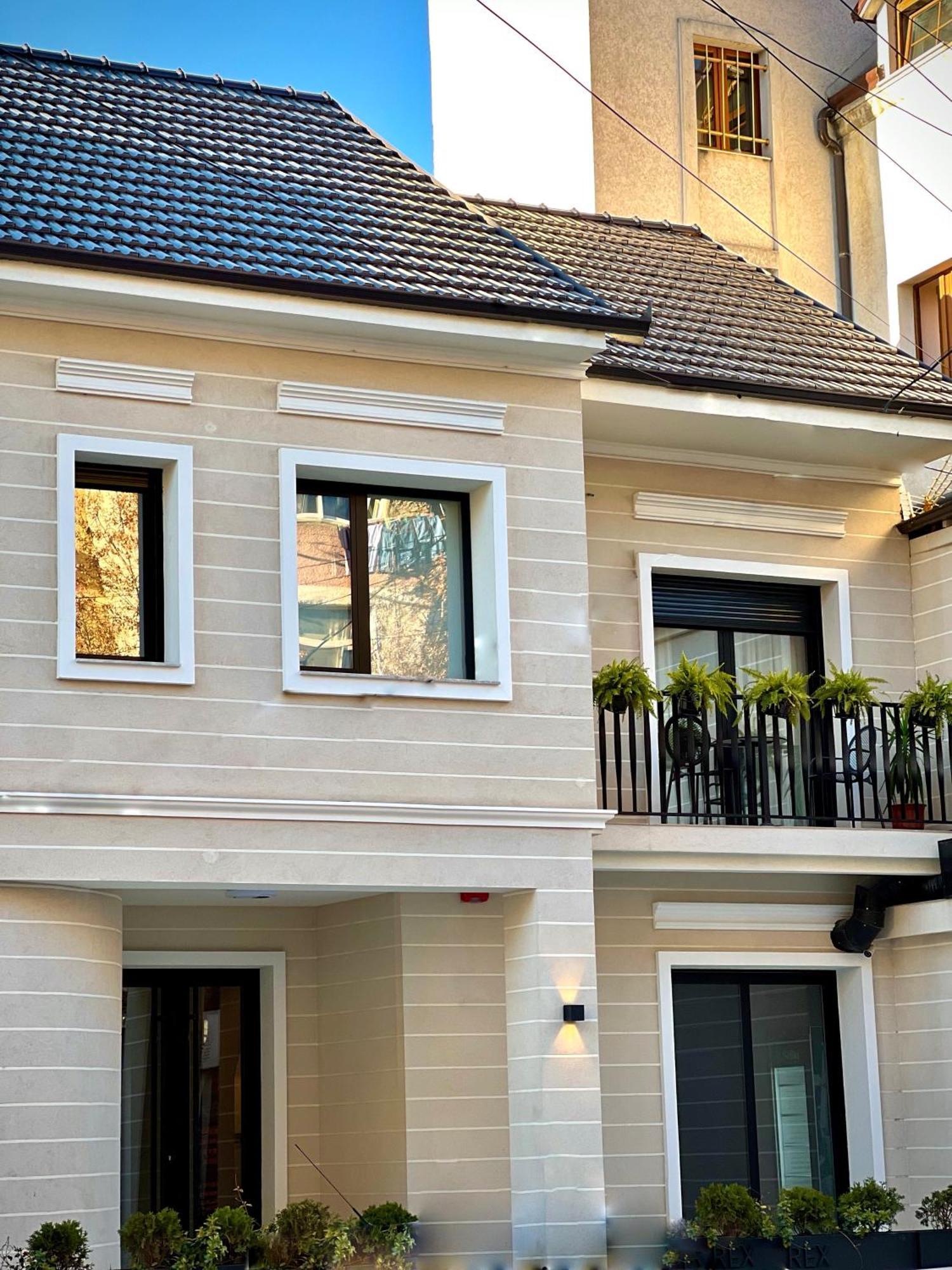 Rex Hotel Boutique Tirana Bagian luar foto