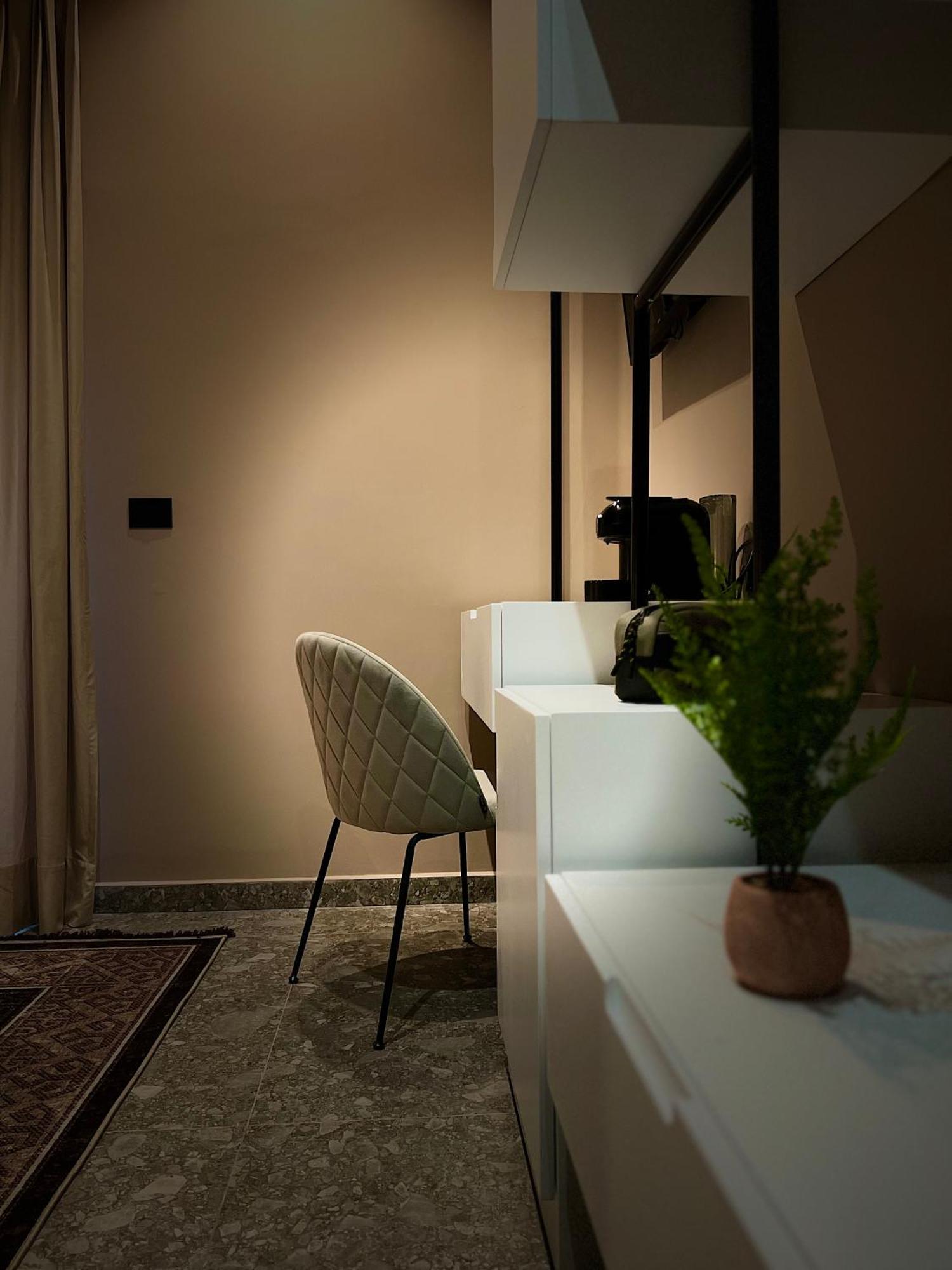 Rex Hotel Boutique Tirana Bagian luar foto