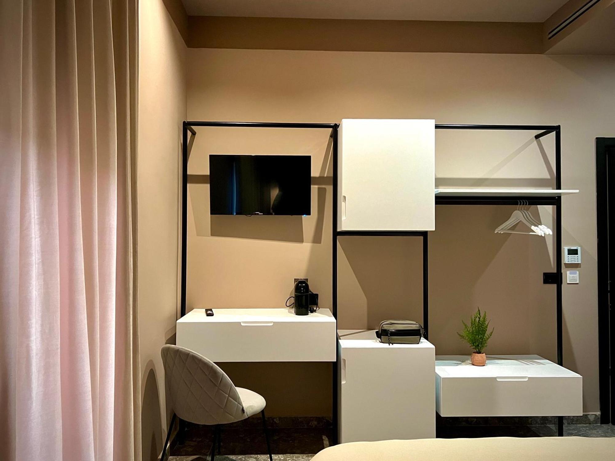 Rex Hotel Boutique Tirana Bagian luar foto